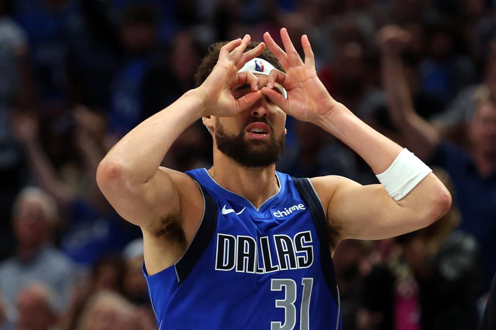 经成为吸引 经成为吸引